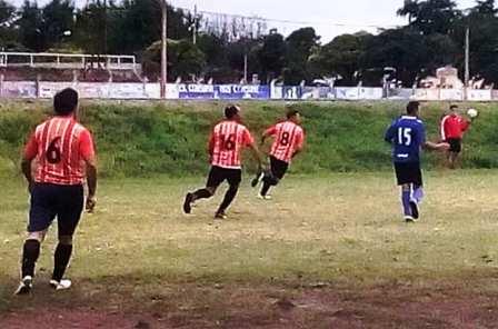 Locos Por el Fútbol - Foto Time ganó la rueda regular con puntaje ideal.