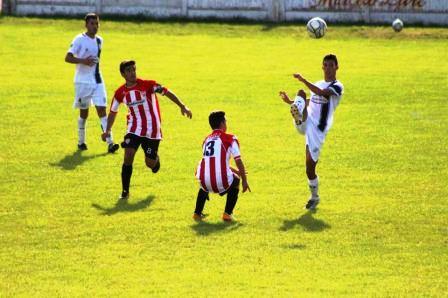 LRF - Reserva - Club Sarmiento igualó 1 a 1 en su cancha y sigue puntero.   
