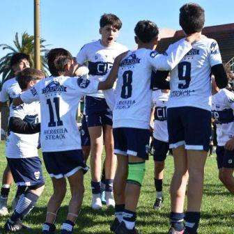 Dos divisionales de Deportivo Argentino lideran sus zonas en las inferiores liguistas. 