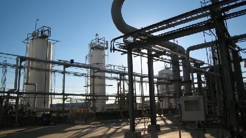 Gas: importación y tarifas