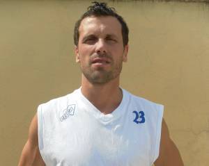 Calcio Serie E - Maxi Ginobili premiado como mejor defensor por Statio Radio de Calabria.