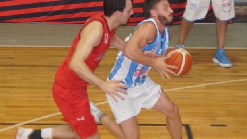 Basquet Federal - Racing de Chivilcoy triunfo en Derqui y sigue puntero de su zona - 6 puntos de De Pietro.
