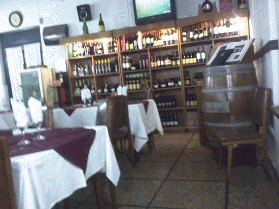 EL INTENDENTE DECRETO CONTROL ESTRICTO EN HOTELES, Y CIERRE DE BARES, RESTAURANES Y OTROS