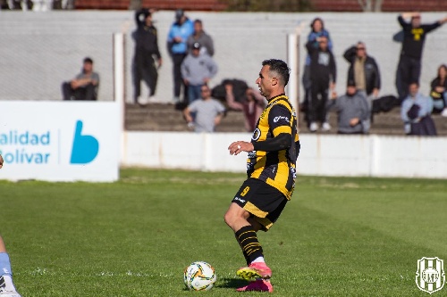 Martín Prost podría ser titular en la heroica ante Douglas Haig