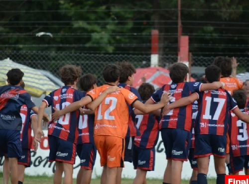 LRF - Inferiores - Peñarol se consagró campeón de la 7ma división. 