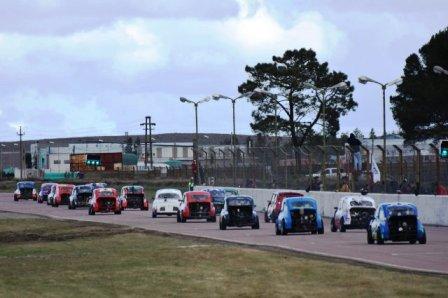 Este fin de semana el autódromo de Pigüé recibe a las categorías del sud oeste. 