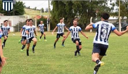 LRF - Inferiores - Victoria de Sarmiento en 5ta que lo posiciona en la tabla. 