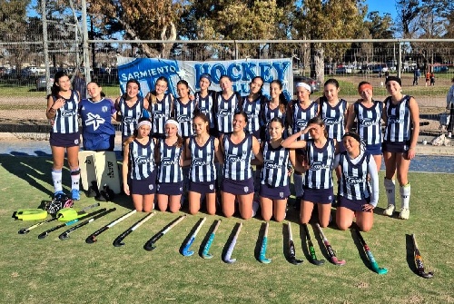 Hockey Femenino - La Sub 14 de Club Sarmiento venció a El Ceibo - Empleados de Comercio. 