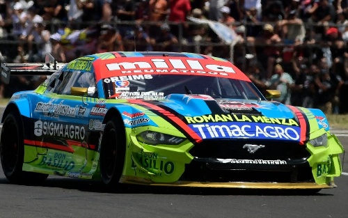 Germán Todino presentará su Ford Mustang en Rivera. 