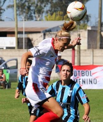 LRF - Damas - Mercedes Melchior es la máxima goleadora liguista. 