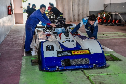Sport Prototipos - El puntaltense Cudina lidera los play offs de la categoría. 