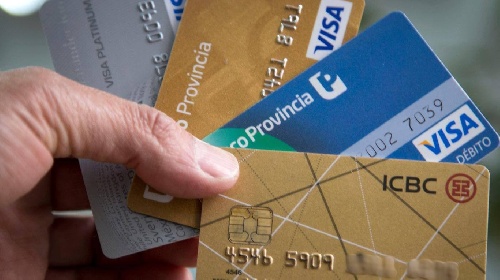 POSTERGAN VENCIMIENTOS DE TARJETAS DE CRÉDITO Y PRÉSTAMOS HASTA EL FIN DE LA CUARENTENA