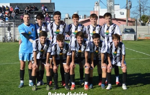 LRF - Inferiores - Blanco y Negro se aseguró el "1" en 5ta división.  