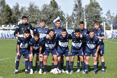 LRF - Reserva - Sarmiento y Argentino son punteros en sus grupos. 