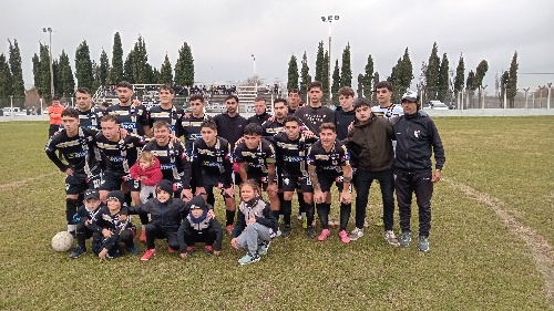 Puán F Club es un nuevo clasificado para las semifinales de reserva. 