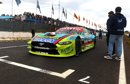 Todino recupera terreno perdido: “Se nota el avance del auto carrera a carrera”