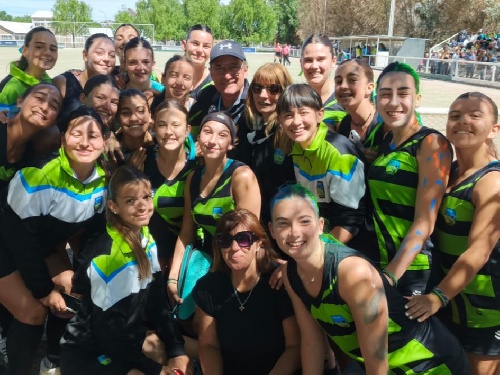 Las chicas del Sub 19 del Sud Oeste, fueron subcampeonas y ascienden al Ascenso A. 