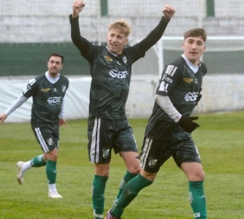 Liga del Sur - Con un gol de Matías Mayer, Bella Vista ganó y sigue como escolta. 