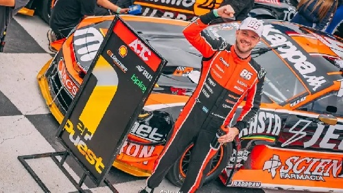 Turismo Carretera - Canapino ganó su 4ta carrera consecutiva en Paraná..  