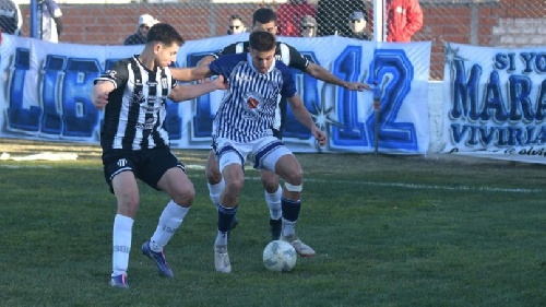 Liga del Sur - Libertad dio la nota venciendo al líder Liniers.  
