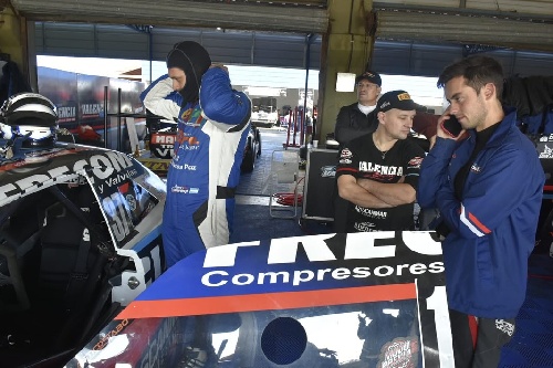 El equipo bahiense Valencia Racing hizo dos podios en el Procar 4000. 