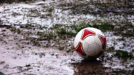 LRF - Suspendidas las semifinales por el mal estado de las canchas. 