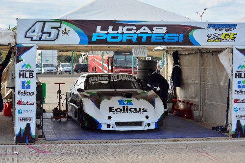 Supercar pampeano - Portesi y Menéndez ganaron las finales. 