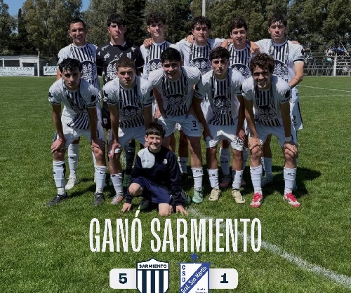LRF - Reserva - Club Sarmiento gana y sigue líder con puntaje ideal. 