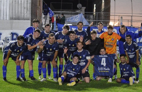 LRF - Racing de Carhué goleó en el clásico de Reserva
