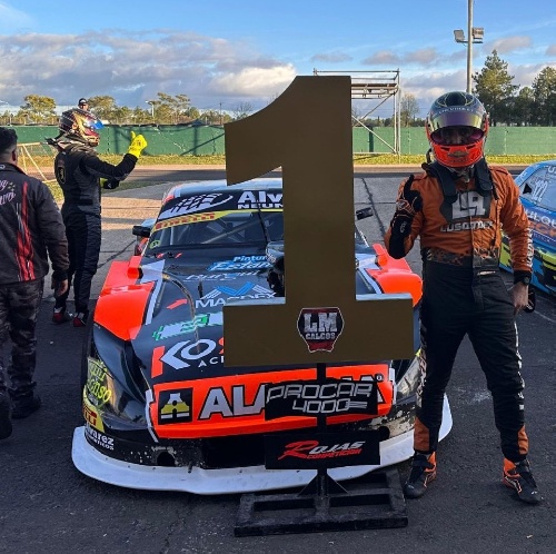 Pro Car 4000 - El huanguelense Pérez Bravo ganador de una de las series sabatinas. 