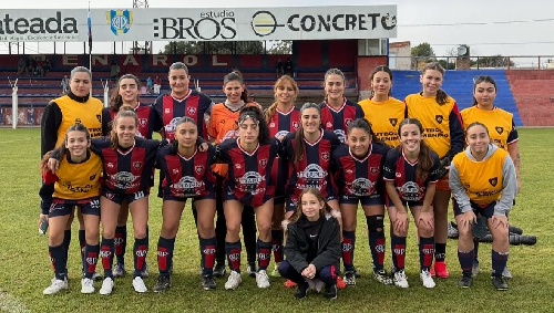 LRF - Damas - Peñarol superó a Racing y escala a la 3ra ubicación