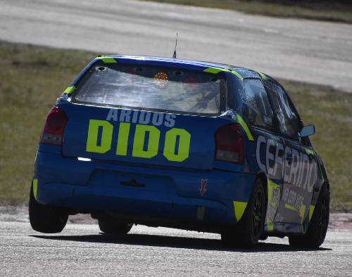 El binomio Balogh - Pugnanoli se adueñaron de la fecha del Super Turismo. 