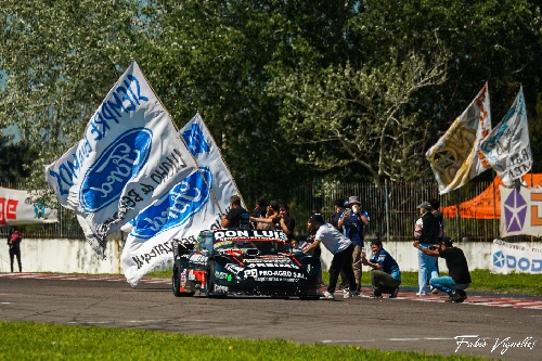 El salliquelense Oliva marcha 7° en los play offs del TC Pista Mouras.
