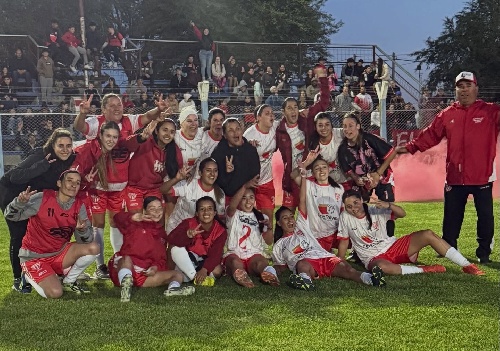 San Martín ganó el clásico carhuense de Primera femenino.