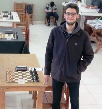 Ajedrez - Valentín Palma Caioni se quedó con el blitz local. 