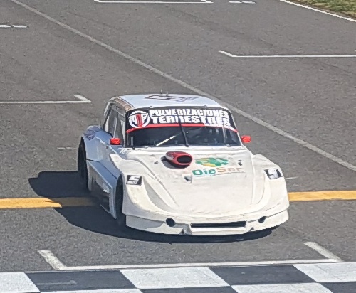 Supercar pampeano - Marcos del Río ganó las dos finales.