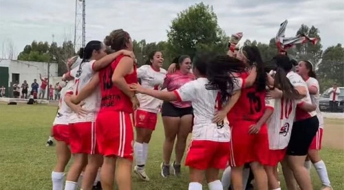 LRF - Damas - San Martín de Carhué clasificó a la final del clausura. 
