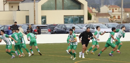El AD Labrugue, equipo de Patricio Kent cayó en Arcos por 4 a 3.